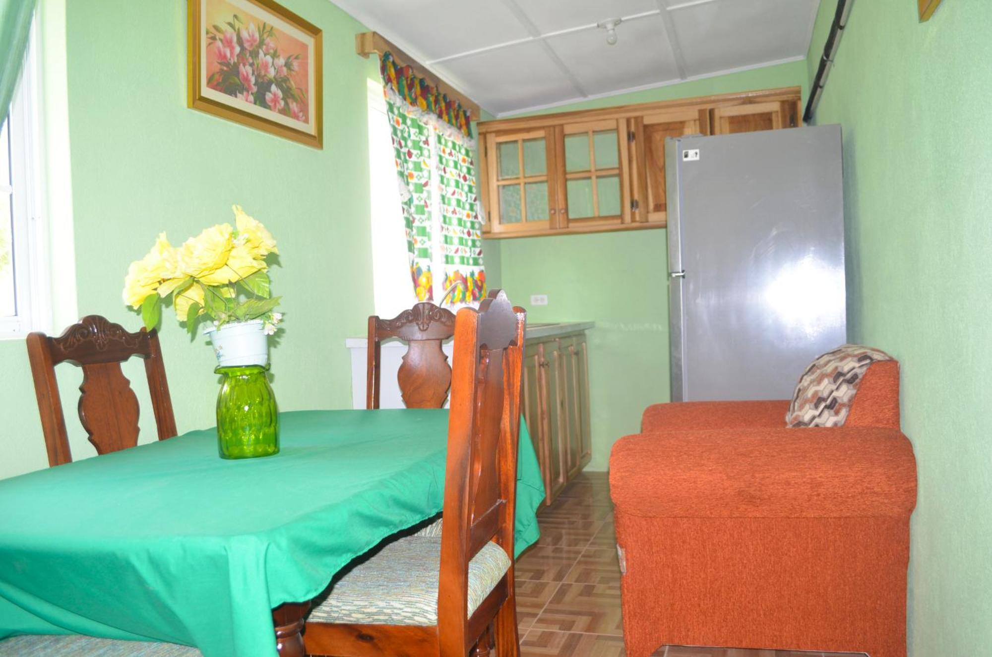Little Shaw Park Guest House Ocho Rios Esterno foto
