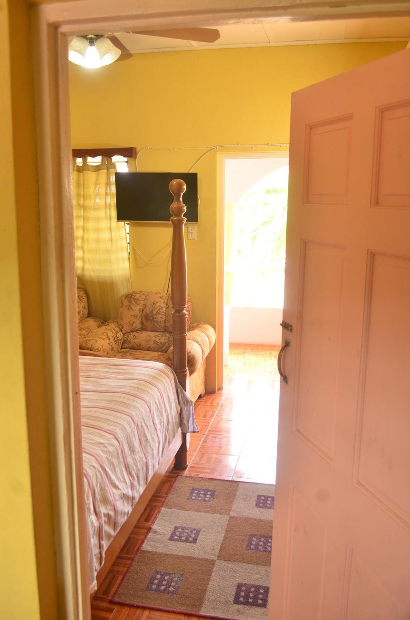 Little Shaw Park Guest House Ocho Rios Esterno foto