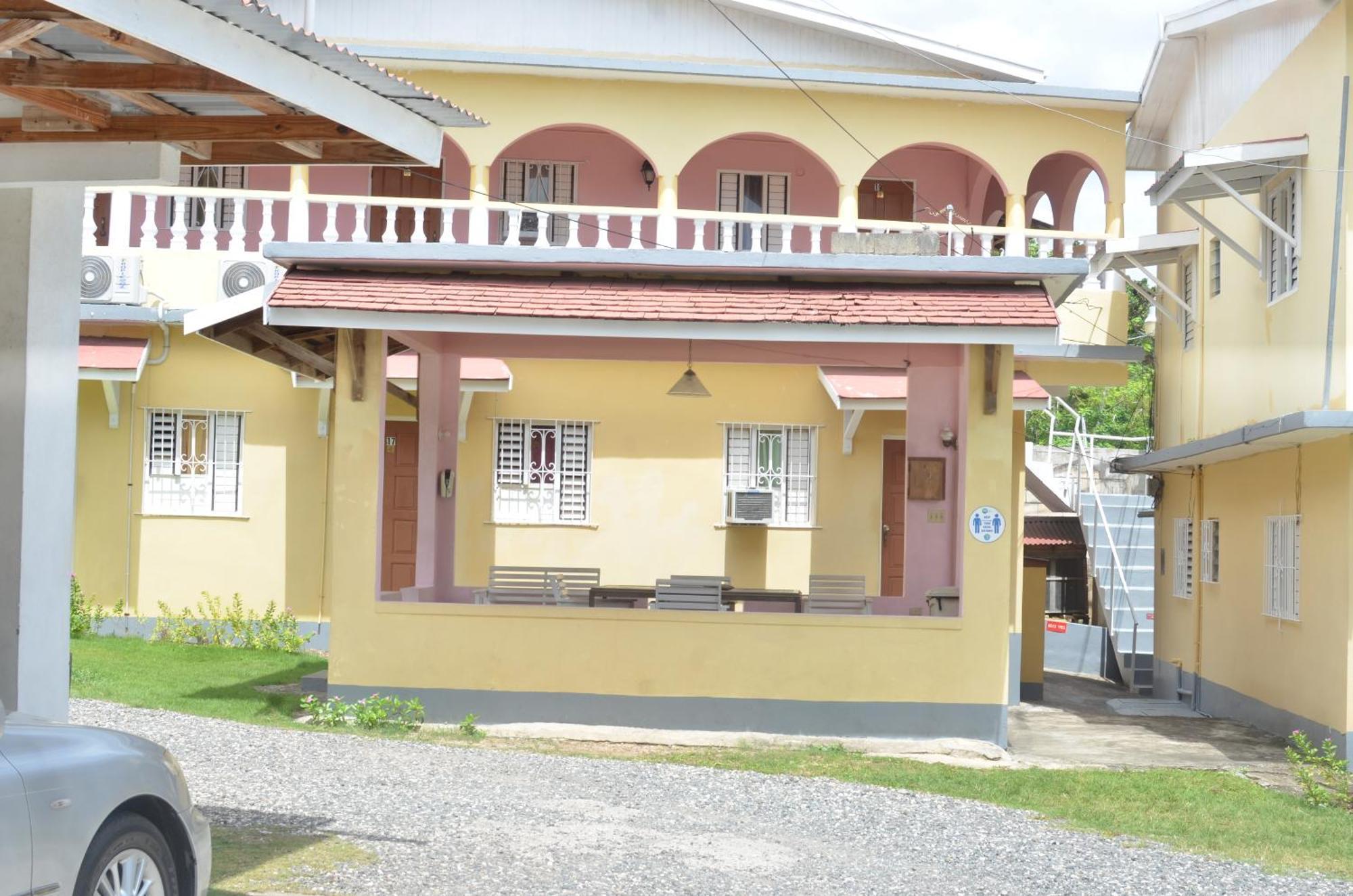 Little Shaw Park Guest House Ocho Rios Esterno foto